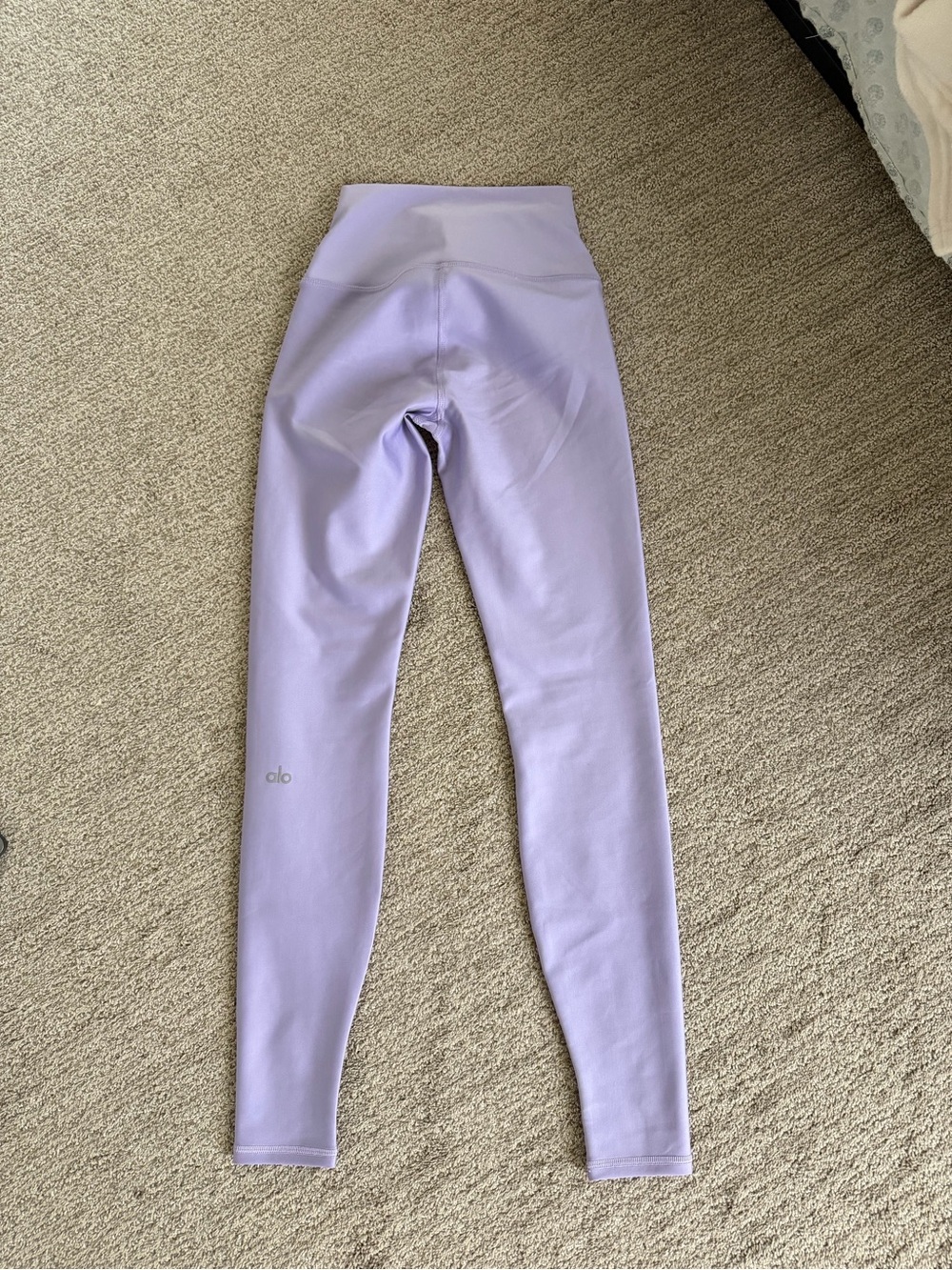 Alo yoga airlift High-Rise Lavender Leggings - Picture 3 of 3